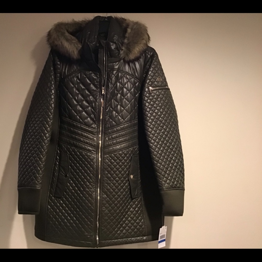 Michael Kors Black Quilted Jacket with Fur Trim